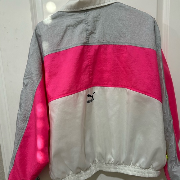 Puma Tailored for Style Windbreaker 80’s colors White Neon Pink Yellow Womens XL - Picture 2 of 7
